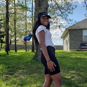 Meet your Posher, Aniya